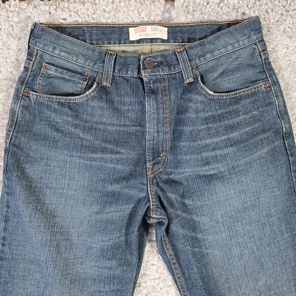 Levis‎ 550 Jeans Mens 34x32 Blue Relaxed Straight Fit Medium Wash Classic Denim - Picture 3 of 11